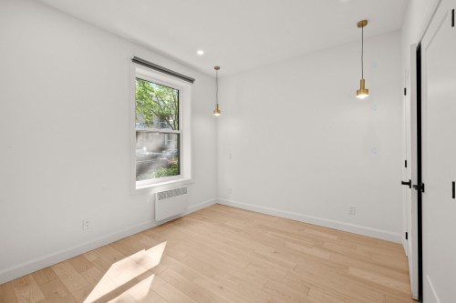 Master Bedroom - 4319 Rue Parthenais, Montréal (Le Plateau-Mont-Royal), QC - Indoor Photo Showing Other Room