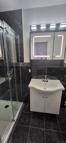 Bathroom - 2420 Av. Laure-Conan, Montréal (Ahuntsic-Cartierville), QC - Indoor Photo Showing Bathroom