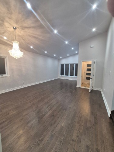 Living Room - 2420 Av. Laure-Conan, Montréal (Ahuntsic-Cartierville), QC - Indoor Photo Showing Other Room