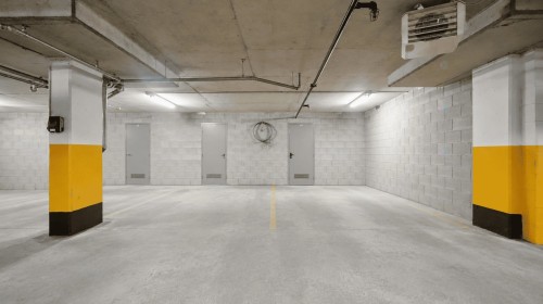 Other - 306-1140 Boul. Du Loiret, Québec (Charlesbourg), QC - Indoor Photo Showing Garage