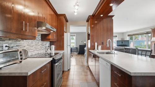 Kitchen - 306-1140 Boul. Du Loiret, Québec (Charlesbourg), QC - Indoor Photo Showing Kitchen With Upgraded Kitchen
