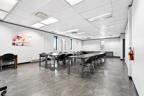 Office - 100 Rue Belvédère S., Sherbrooke (Les Nations), QC - Indoor