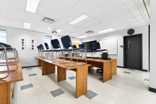Office - 100 Rue Belvédère S., Sherbrooke (Les Nations), QC - Indoor