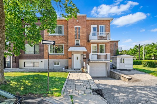 Overall view - 4950 Av. West Hill, Montréal (Côte-Des-Neiges/Notre-Dame-De-Grâce), QC - Outdoor With Balcony With Facade