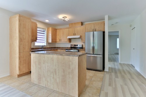 Kitchen - 475 Boul. St-Luc, Saint-Jean-Sur-Richelieu, QC - Indoor Photo Showing Kitchen