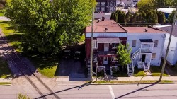118  - 120 Rue Rochefort Trois-Rivières, QC G8T 7J1