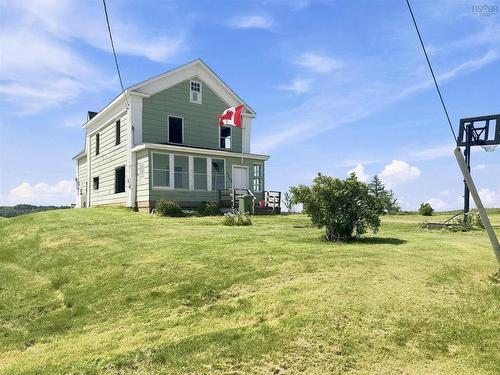 5465 Barronsfield Road, River Hebert, NS 