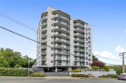 #403-220 Townsite Rd Nanaimo, BC V9S 5S8