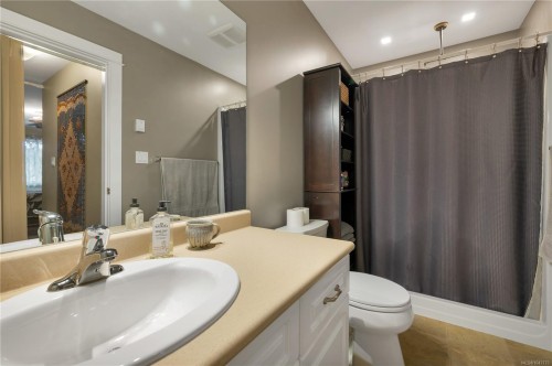 #15-769 Merecroft Rd, Campbell River, BC 