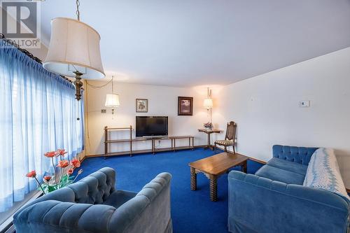1088 Third Line E, Sault Ste. Marie, ON - Indoor Photo Showing Living Room