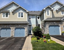 1065 On Bogart Circle Newmarket, ON L3Y 8T4