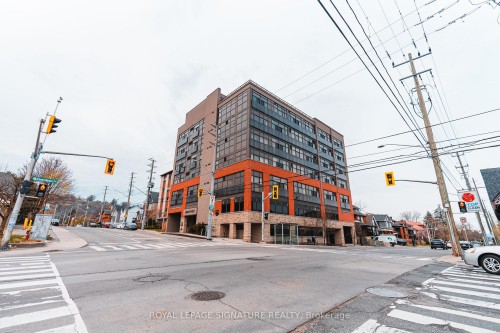 102-427 Aberdeen Avenue  Hamilton, ON L8P 2S4