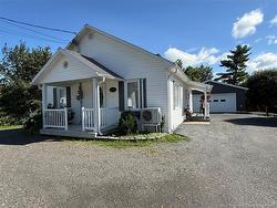 466 Main ST Grand-Sault/Grand Falls, NB E3Z 2W3