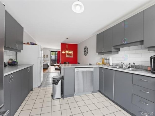 Cuisine - 66  - 70 Rue Landry, Saint-Eustache, QC - Indoor Photo Showing Kitchen