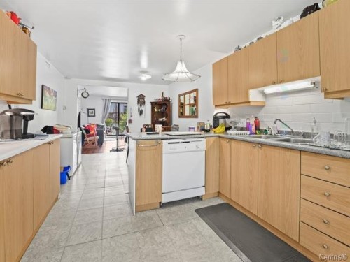 Cuisine - 66  - 70 Rue Landry, Saint-Eustache, QC - Indoor Photo Showing Kitchen With Double Sink
