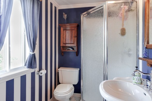 Bathroom - 7243 Rue Des Martinets, Laval (Duvernay), QC - Indoor Photo Showing Bathroom