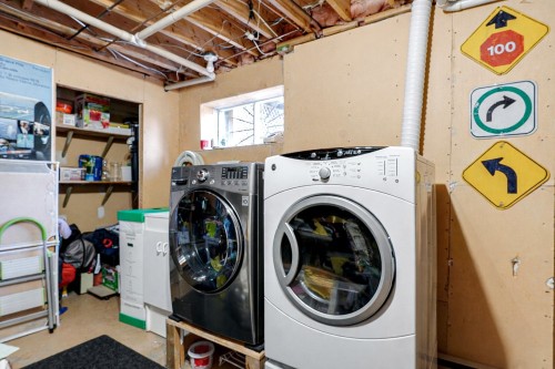 Laundry - 7243 Rue Des Martinets, Laval (Duvernay), QC - Indoor Photo Showing Laundry Room