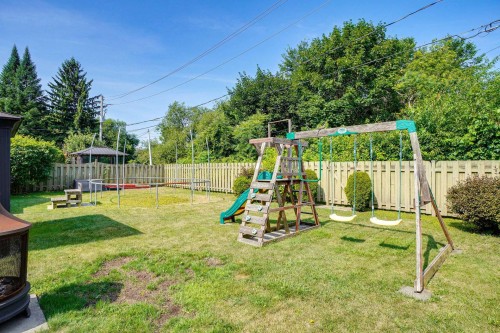 Courtyard - 7243 Rue Des Martinets, Laval (Duvernay), QC - Outdoor With Backyard