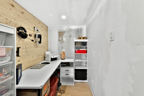 Penderie (Walk-in) - 140 Rue Beaulieu, Sainte-Mélanie, QC - Indoor
