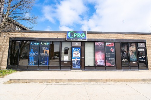 Front of Structure - 640 Av. Centrale, Val-D'Or, QC - Outdoor