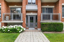 Façade - 