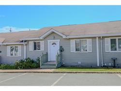 2 Sarasota Court St. John's, NL A1E 5Z7