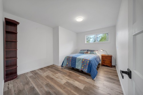 Chambre à coucher - 3 Rue Bernard, Brownsburg-Chatham, QC - Indoor Photo Showing Bedroom