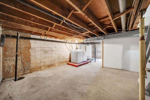 Sous-sol - 3 Rue Bernard, Brownsburg-Chatham, QC - Indoor Photo Showing Basement