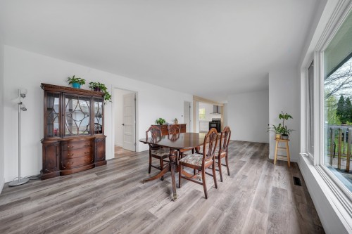 Salle à manger - 3 Rue Bernard, Brownsburg-Chatham, QC - Indoor Photo Showing Dining Room