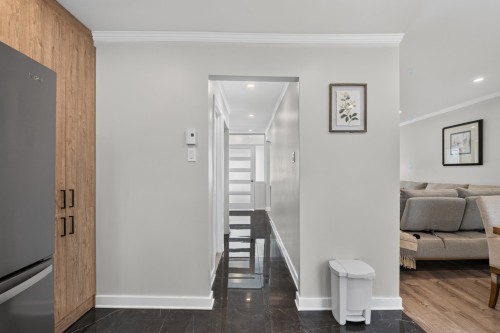 Autre - 5769 Boul. Marie-Victorin, Brossard, QC - Indoor Photo Showing Other Room