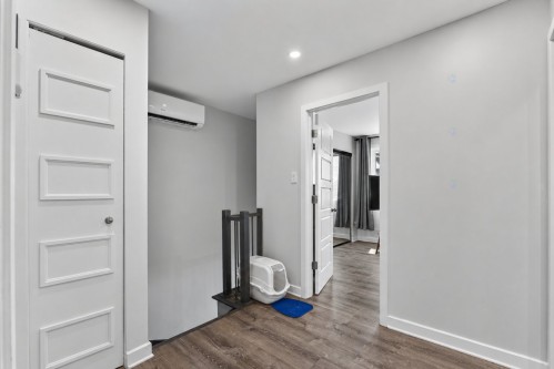 Autre - 5769 Boul. Marie-Victorin, Brossard, QC - Indoor Photo Showing Other Room