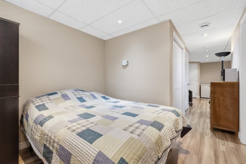 Chambre à coucher - 280 Ch. De Chambly, Marieville, QC - Indoor Photo Showing Bedroom