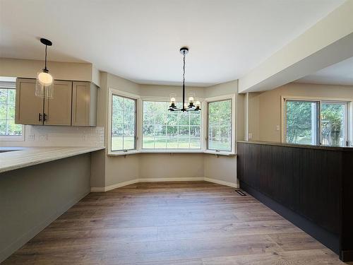 253 Riverview Drive, Dryden, ON - Indoor Photo Showing Kitchen