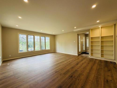 253 Riverview Drive, Dryden, ON - Indoor Photo Showing Other Room