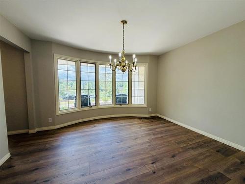 253 Riverview Drive, Dryden, ON - Indoor Photo Showing Other Room