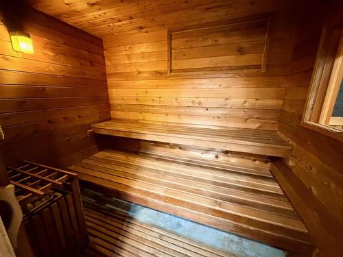 253 Riverview Drive, Dryden, ON - Indoor Photo Showing Other Room