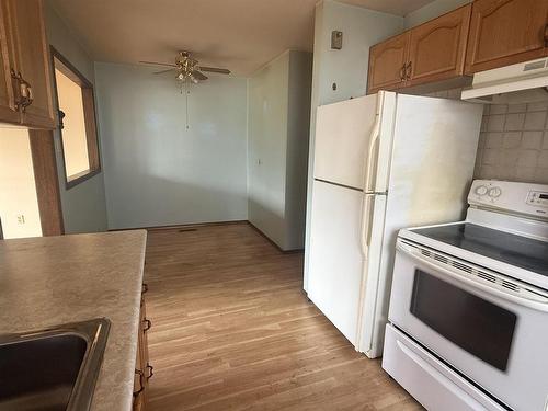199 Limbrick, Thunder Bay, ON - Indoor Photo Showing Kitchen