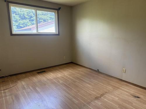 199 Limbrick, Thunder Bay, ON - Indoor Photo Showing Other Room