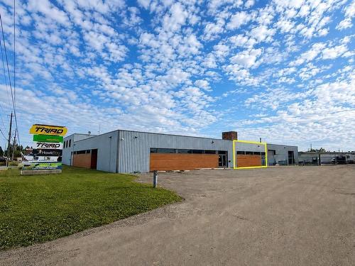 C 800 Norah Crescent, Thunder Bay, ON 