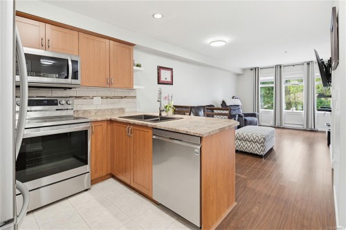 #205-663 Goldstream Ave  Langford, BC V9B 2W9