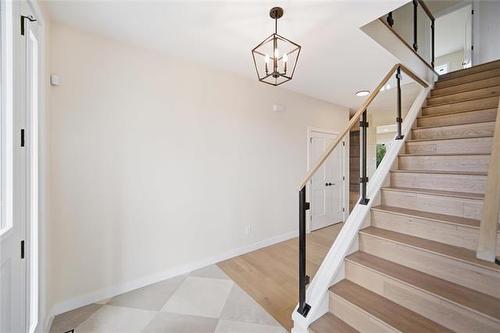 173 Harvest Cr, Lorette, MB - Indoor Photo Showing Other Room
