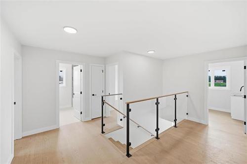 173 Harvest Cr, Lorette, MB - Indoor Photo Showing Other Room