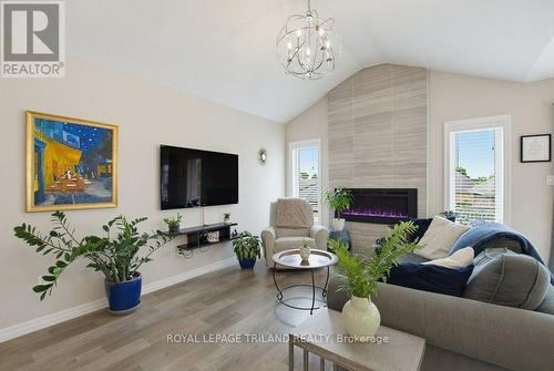 226 Peach Tree Boulevard, St. Thomas, ON 