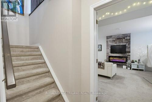 226 Peach Tree Boulevard, St. Thomas, ON 