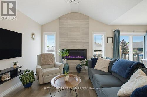 226 Peach Tree Boulevard, St. Thomas, ON 