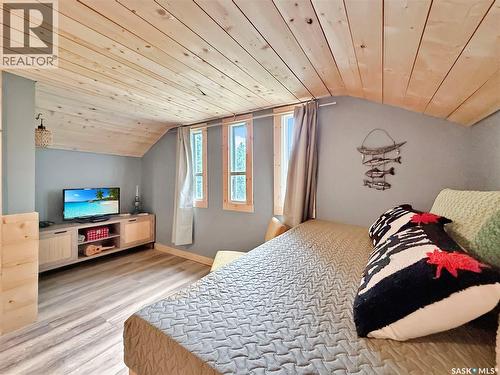 16 Hayes Drive, Candle Lake, SK - Indoor Photo Showing Bedroom
