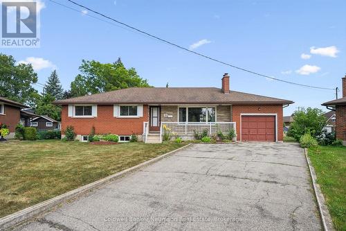 10 KARA LEE COURT  Guelph (St. George's), ON N1E 4P2