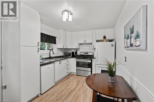196 Bold Street, Hamilton, ON - Indoor Photo Showing Kitchen