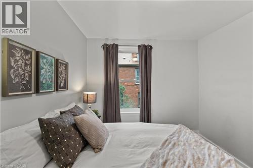 196 Bold Street, Hamilton, ON - Indoor Photo Showing Bedroom