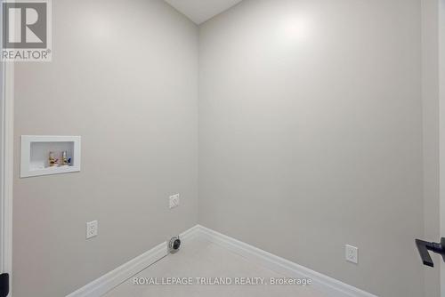 155 Shaw Valley Drive, St. Thomas, ON - Indoor Photo Showing Other Room